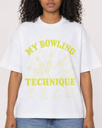 Mockup Boxy Heavyweight Tee White female close-up 05