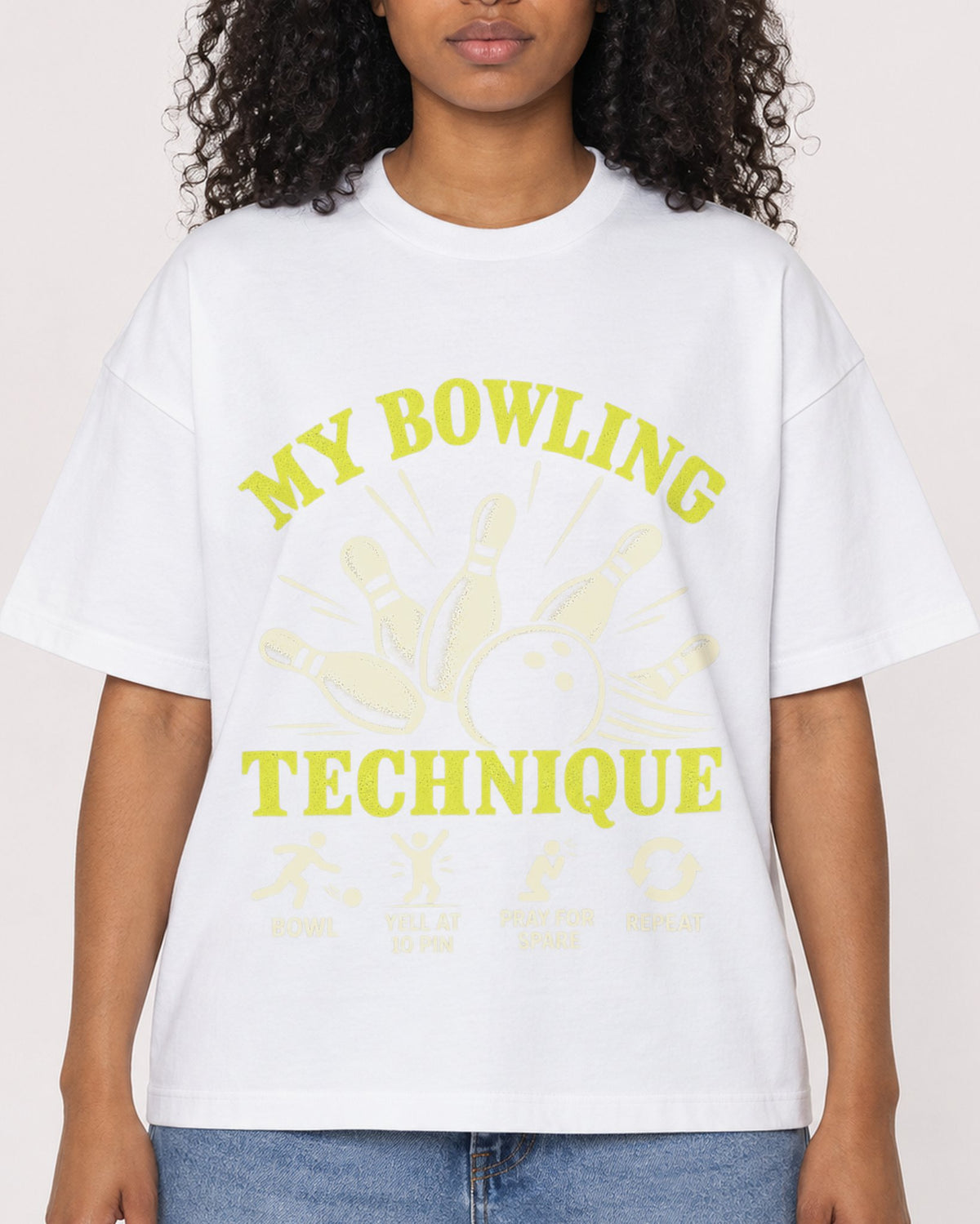 Mockup Boxy Heavyweight Tee White female close-up 05
