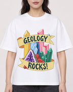 Mockup Boxy Heavyweight Tee White female close-up 03