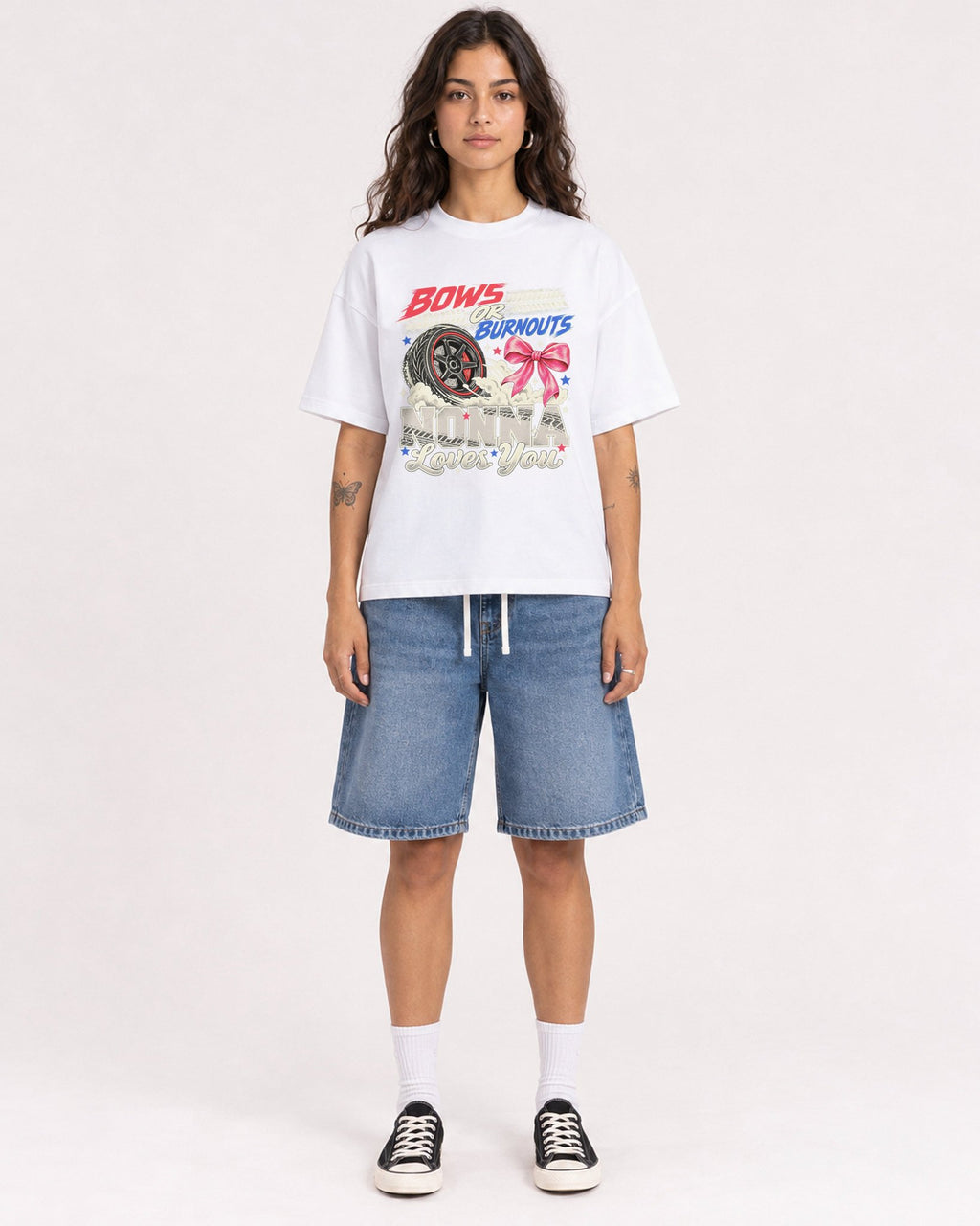 Mockup Boxy Heavyweight Tee White female full-body 06