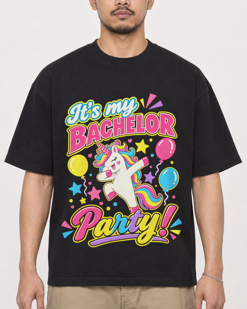 Mockup Boxy Heavyweight Tee Black male close-up 32