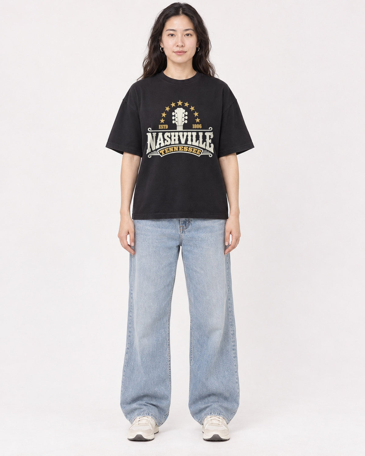 Mockup Boxy Heavyweight Tee Black female full-body 03
