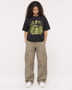 Mockup Boxy Heavyweight Tee Black female full-body 10