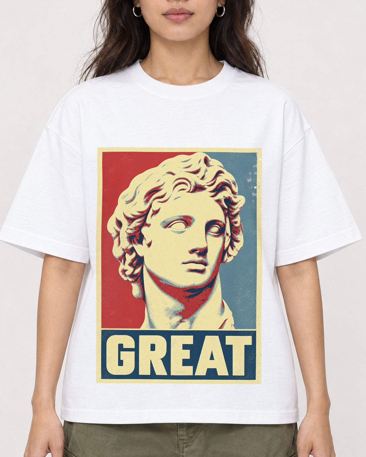 Mockup Boxy Heavyweight Tee White female close-up 02