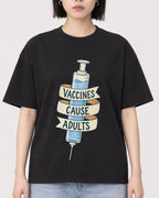 Mockup Boxy Heavyweight Tee Black female close-up 11
