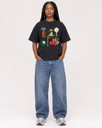 Mockup Boxy Heavyweight Tee Black female full-body 04