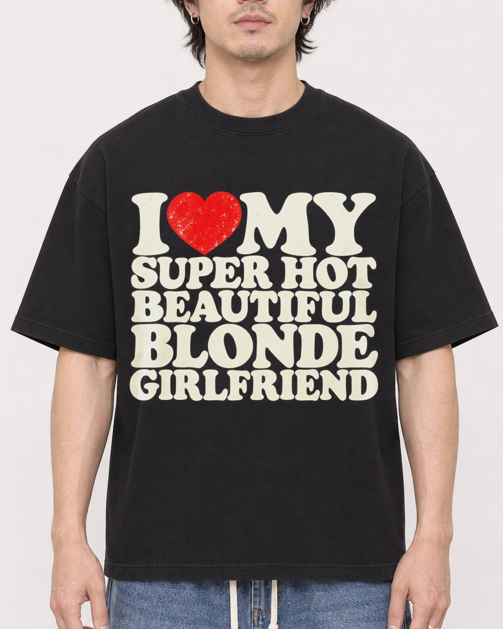 Mockup Boxy Heavyweight Tee Black male close-up 03
