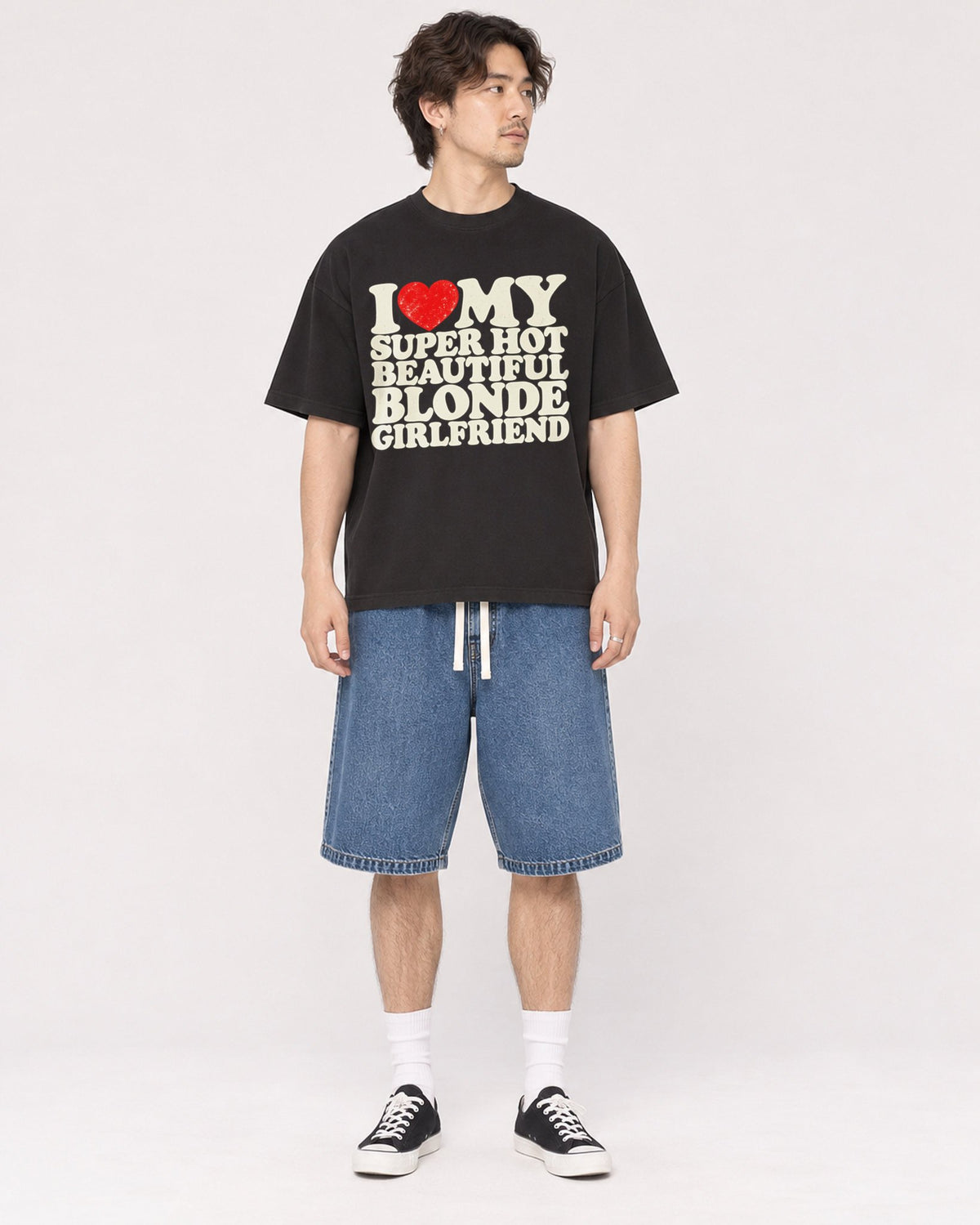 Mockup Boxy Heavyweight Tee Black male full-body 03