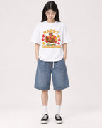 Mockup Boxy Heavyweight Tee White female full-body 01