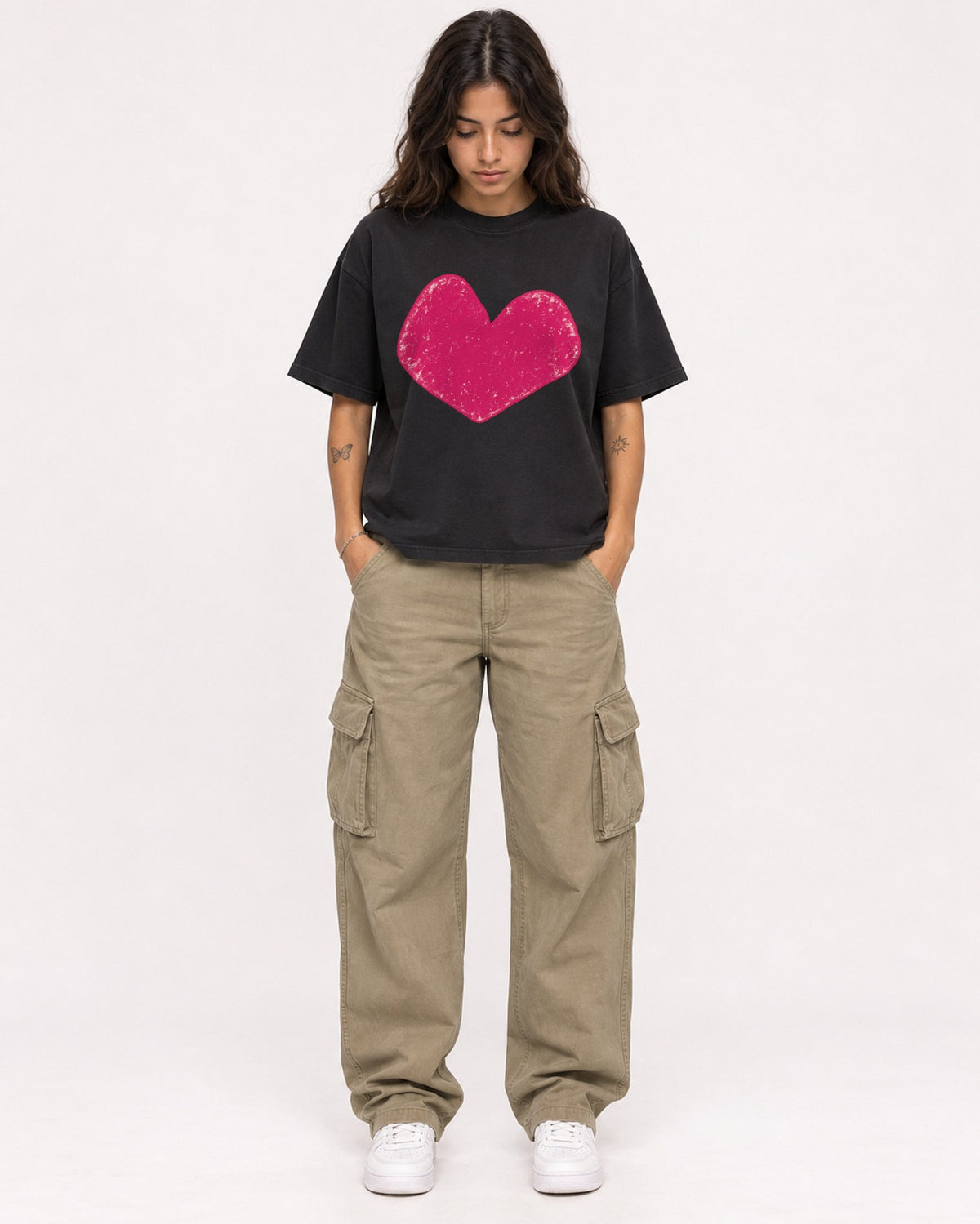 Mockup Boxy Heavyweight Tee Black female full-body 06