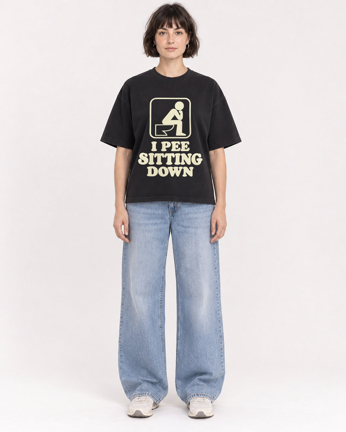 Mockup Boxy Heavyweight Tee Black female full-body 39