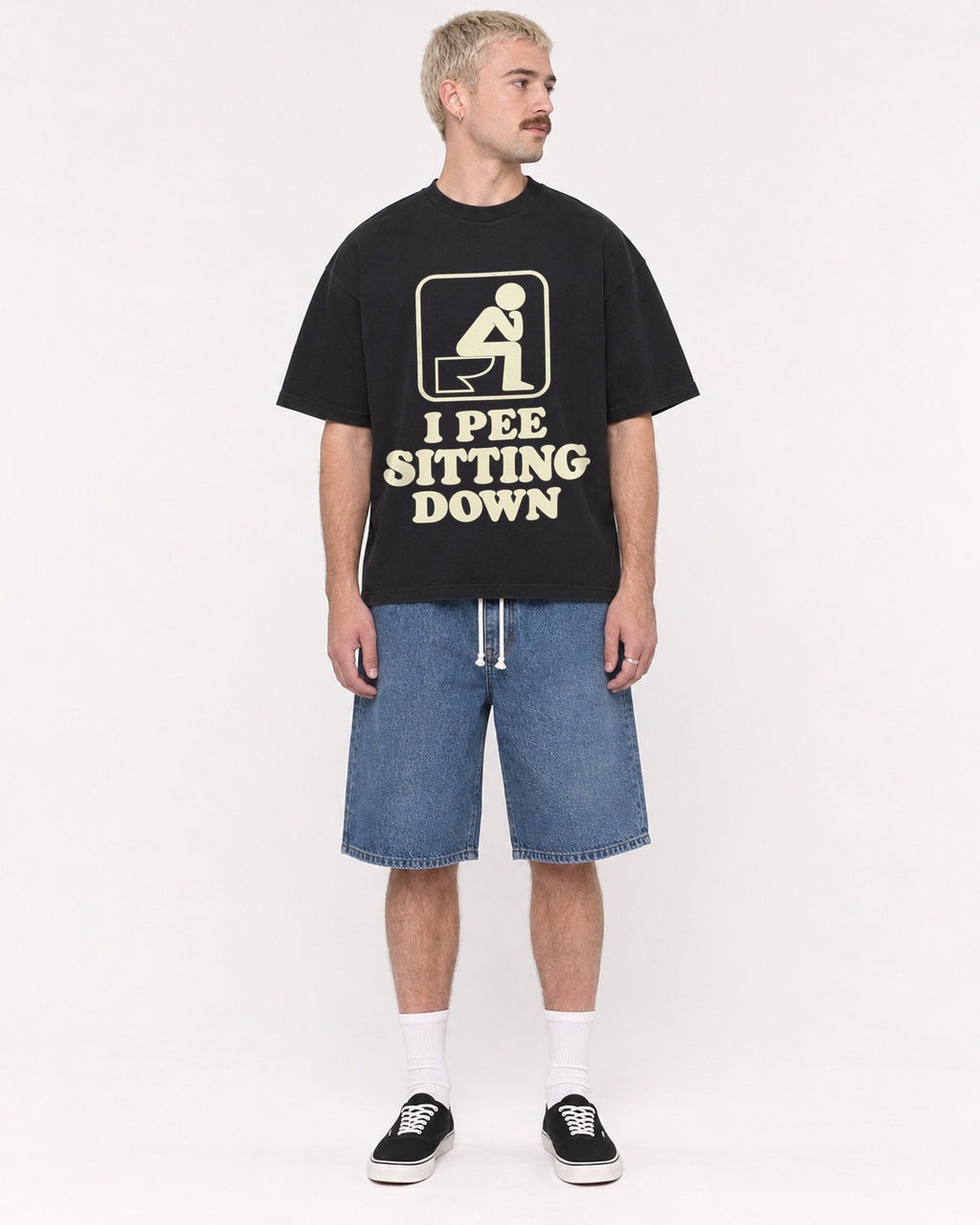 Mockup Boxy Heavyweight Tee Black male full-body 39