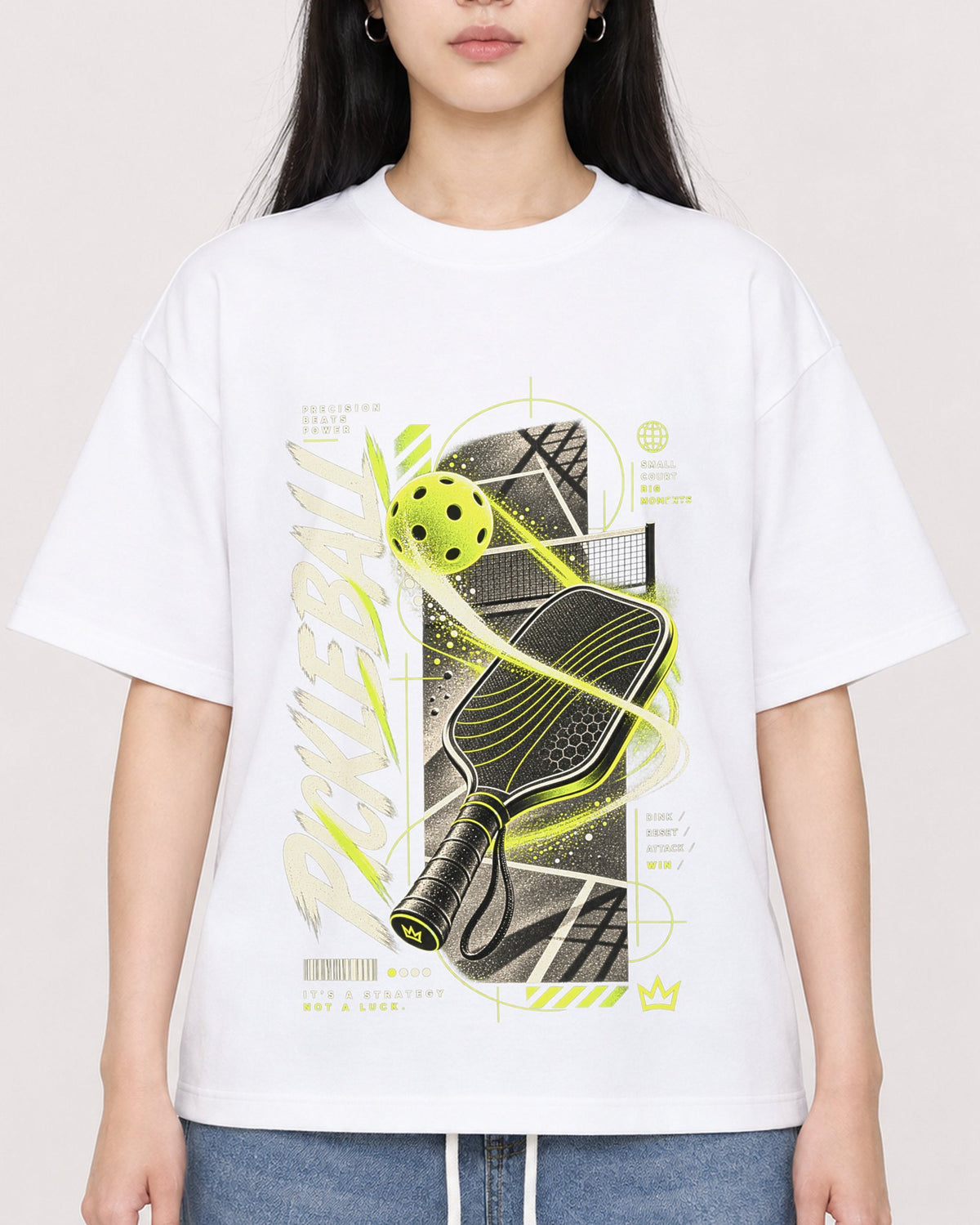 Mockup Boxy Heavyweight Tee White female close-up 01