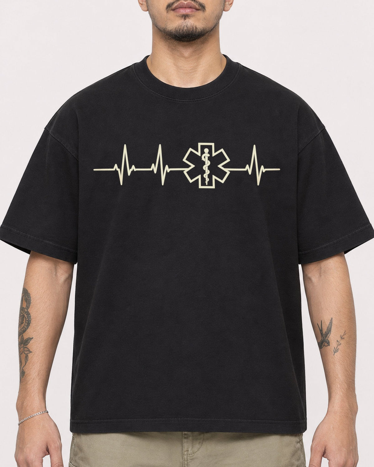Mockup Boxy Heavyweight Tee Black male close-up 12