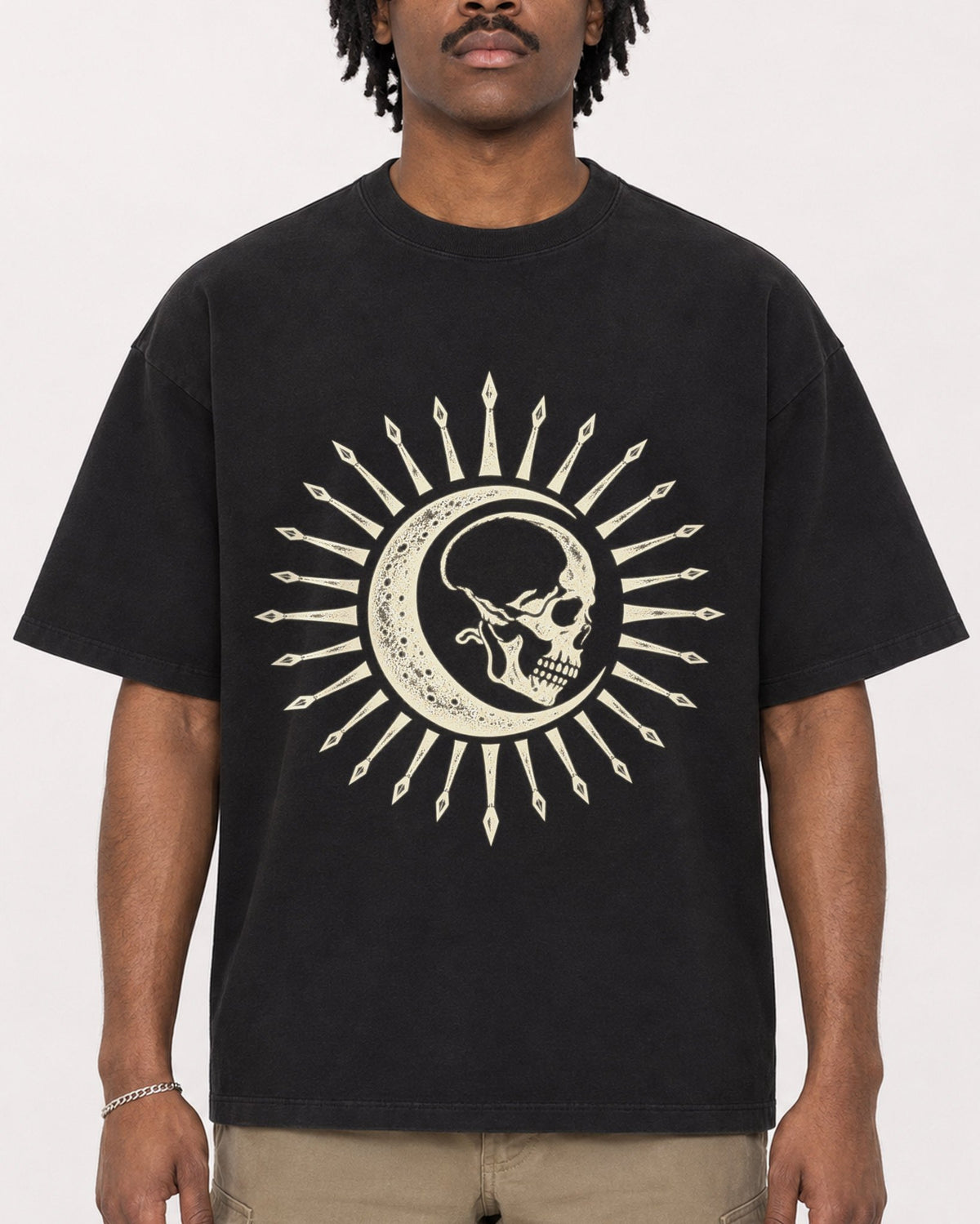 Mockup Boxy Heavyweight Tee Black male close-up 04