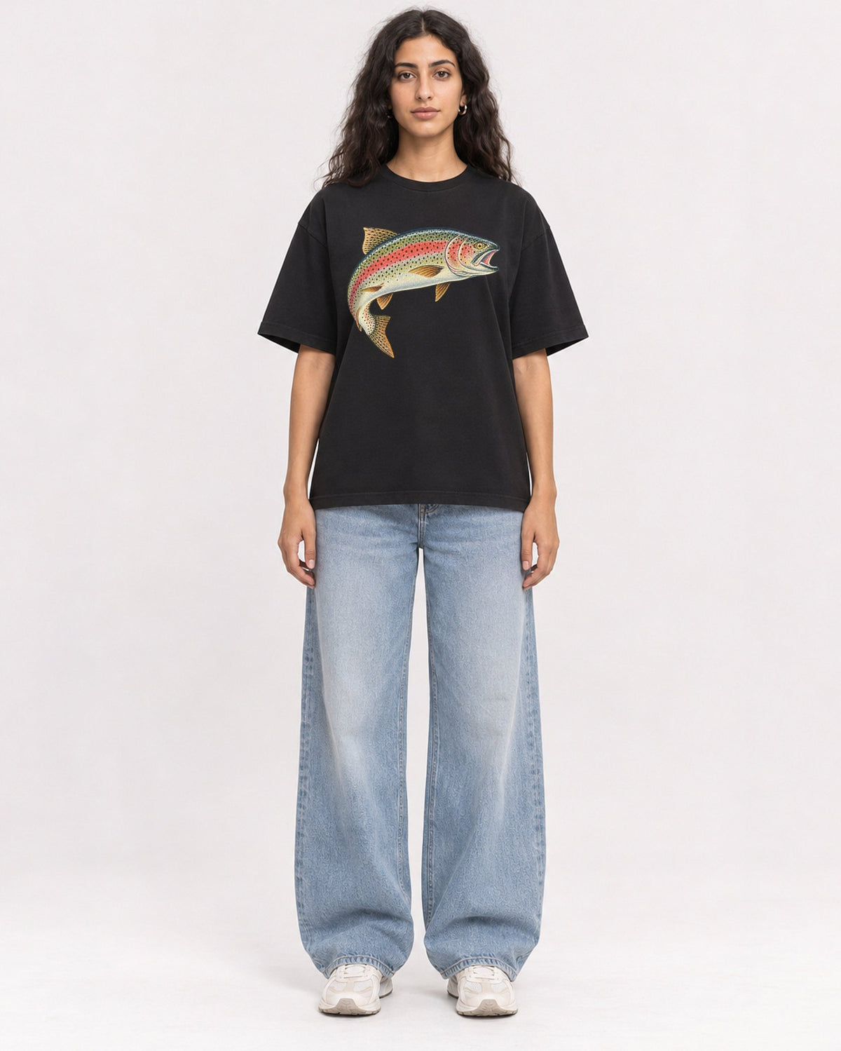 Mockup Boxy Heavyweight Tee Black female full-body 07