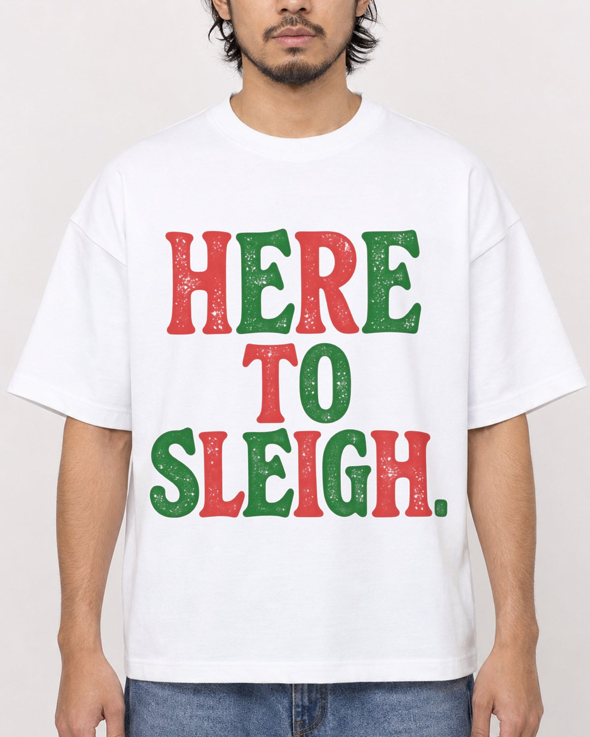 Mockup Boxy Heavyweight Tee White male close-up 22
