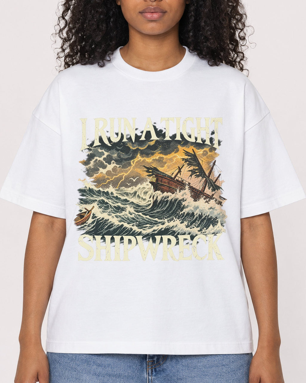 Mockup Boxy Heavyweight Tee White female close-up 05