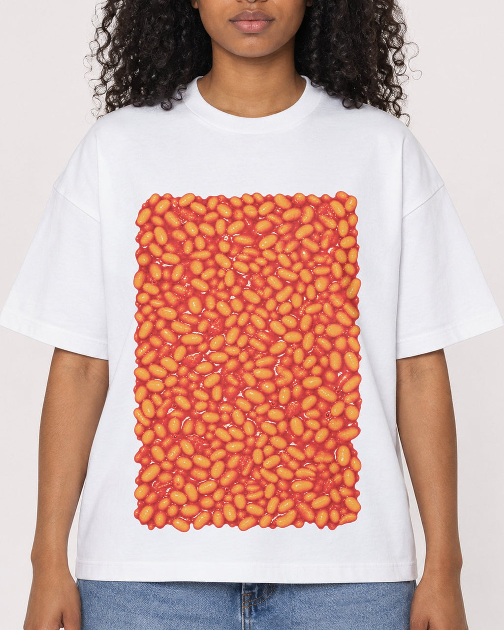 Mockup Boxy Heavyweight Tee White female close-up 05