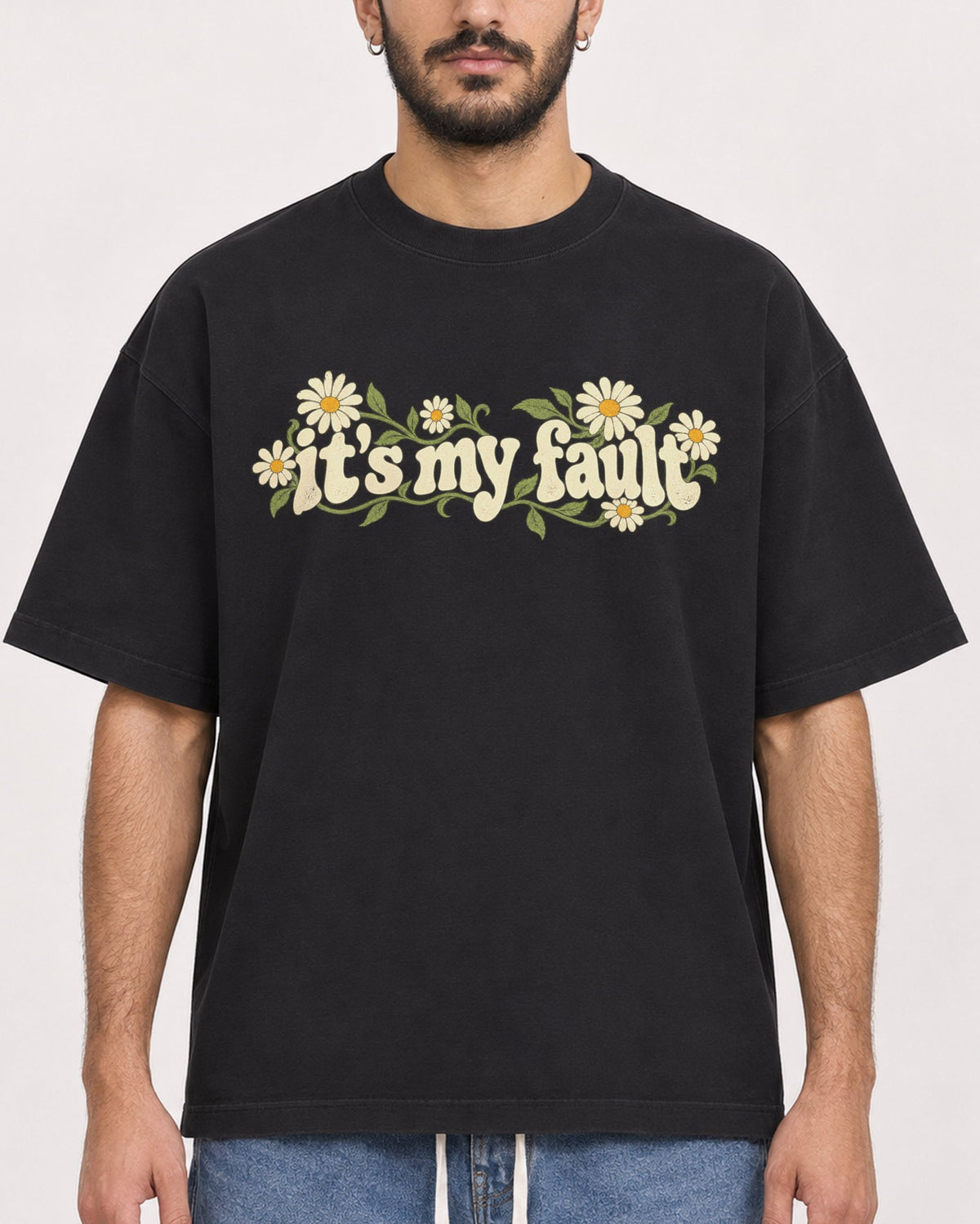 Mockup Boxy Heavyweight Tee Black male close-up 07