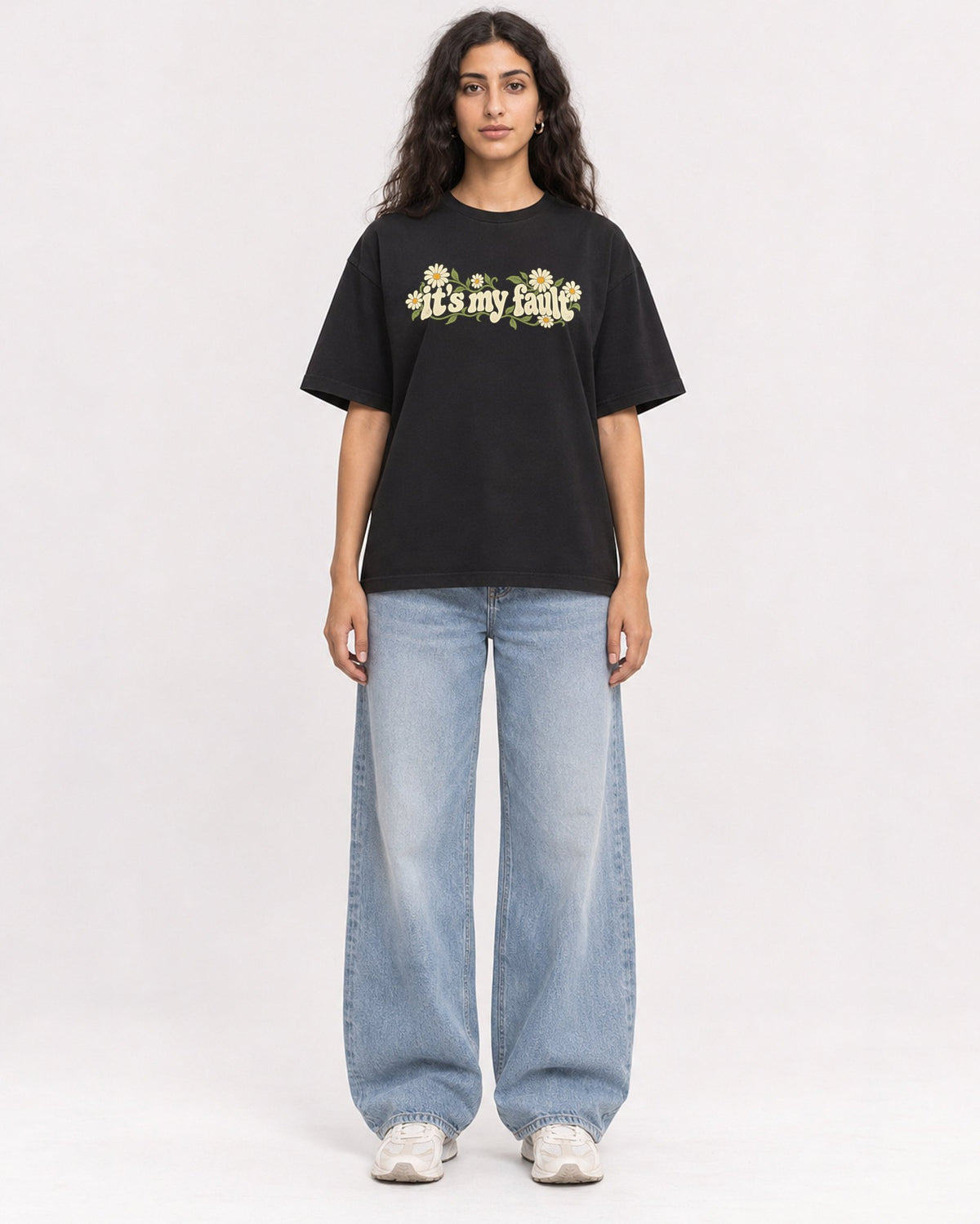Mockup Boxy Heavyweight Tee Black female full-body 07
