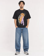 Mockup Boxy Heavyweight Tee Black male full-body 02