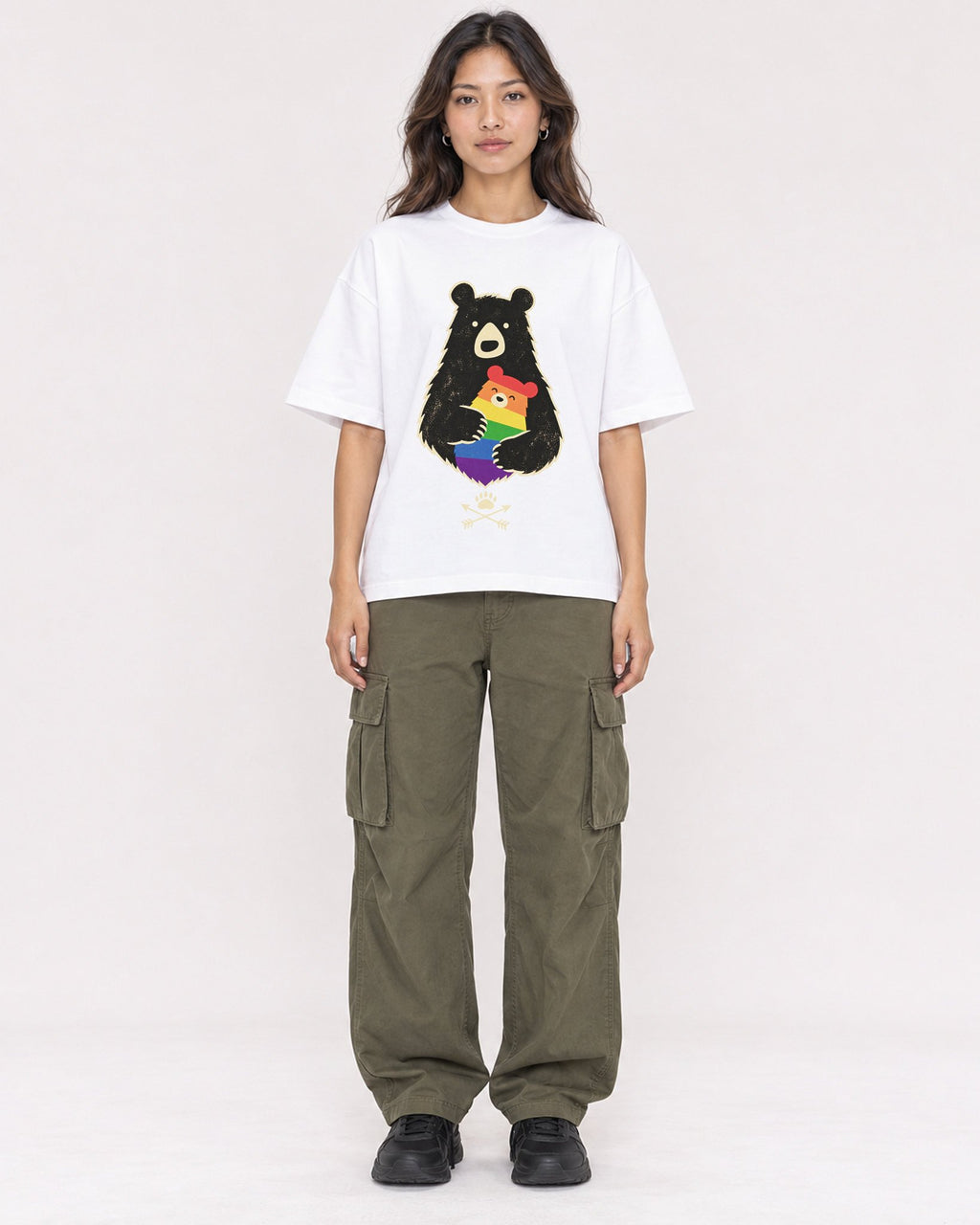 Mockup Boxy Heavyweight Tee White female full-body 02