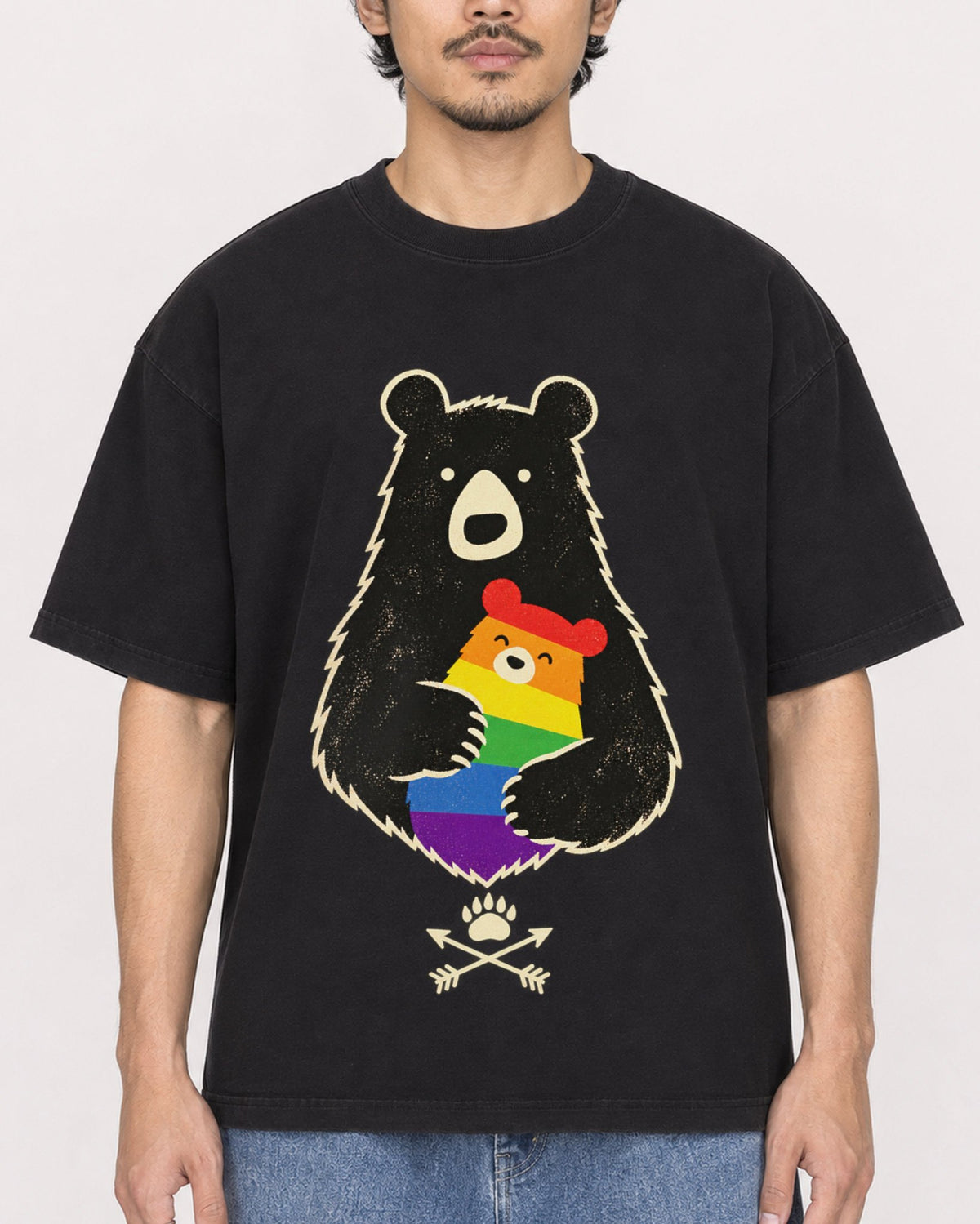 Mockup Boxy Heavyweight Tee Black male close-up 02