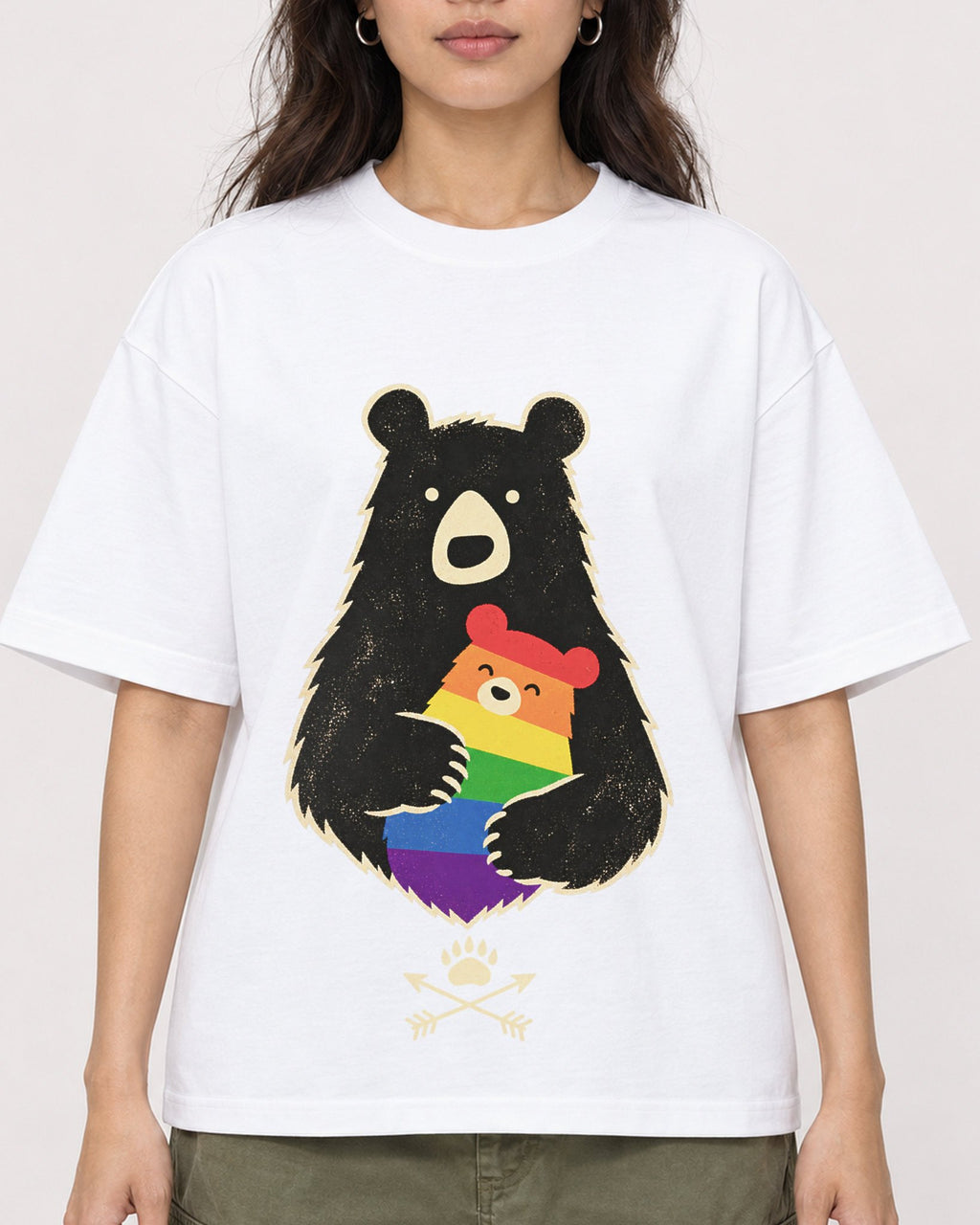 Mockup Boxy Heavyweight Tee White female close-up 02