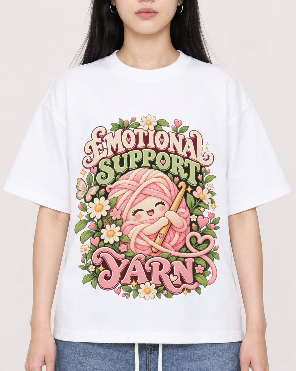Mockup Boxy Heavyweight Tee White female close-up 01