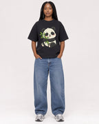 Mockup Boxy Heavyweight Tee Black female full-body 04