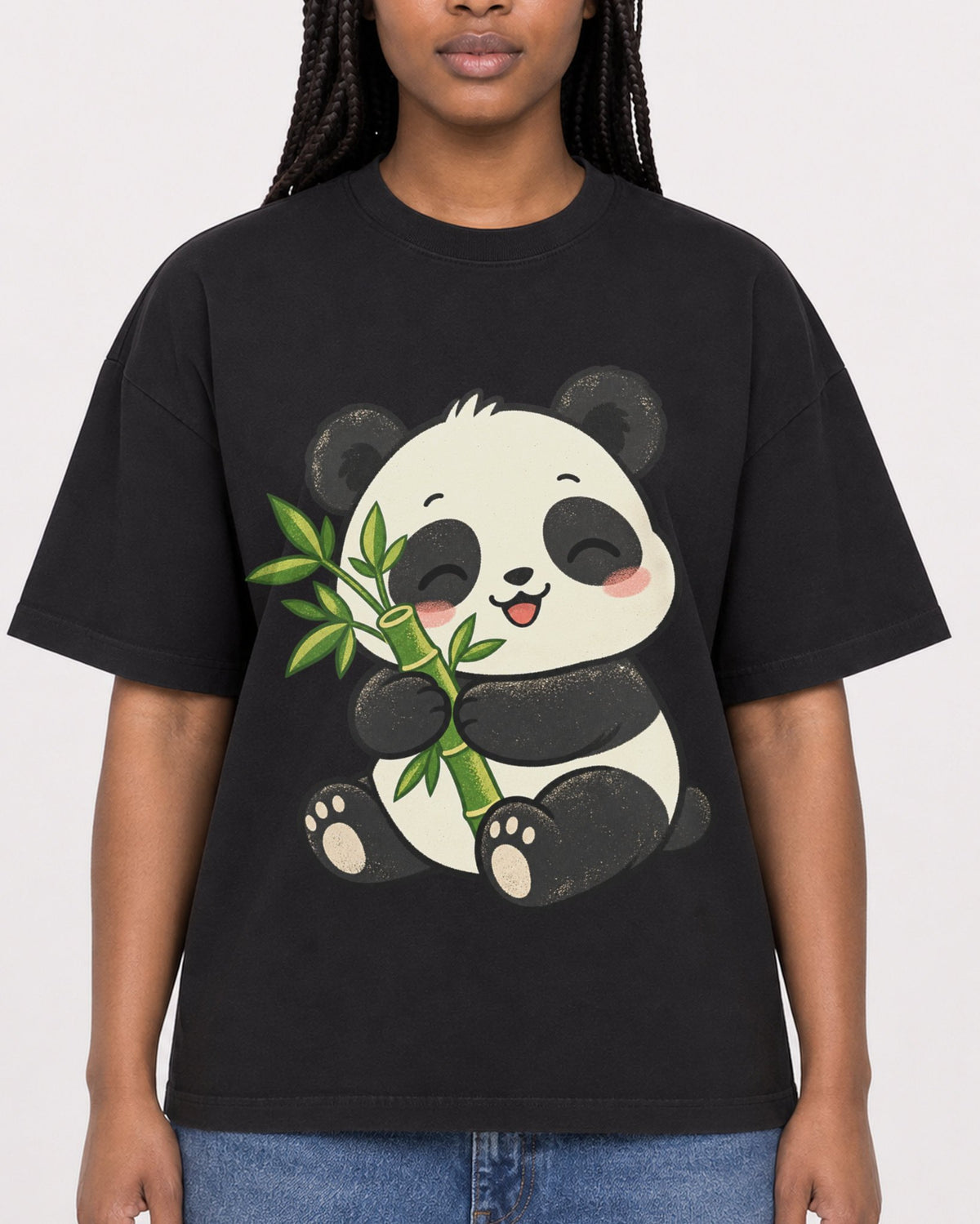 Mockup Boxy Heavyweight Tee Black female close-up 04
