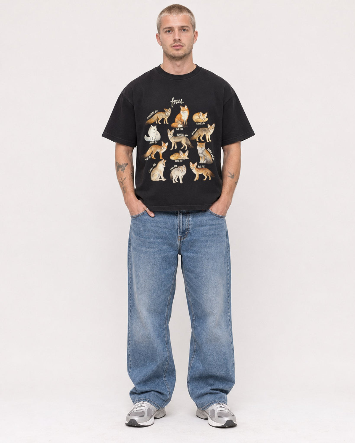 Mockup Boxy Heavyweight Tee Black male full-body 18