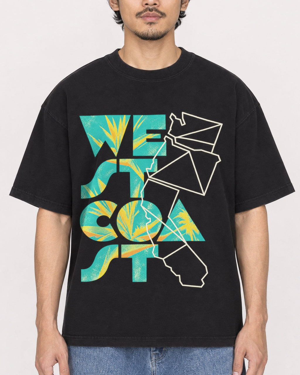 Mockup Boxy Heavyweight Tee Black male close-up 02