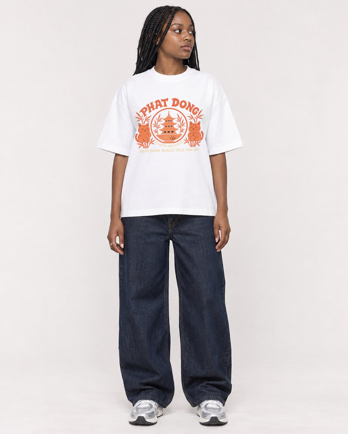 Mockup Boxy Heavyweight Tee White female full-body 04