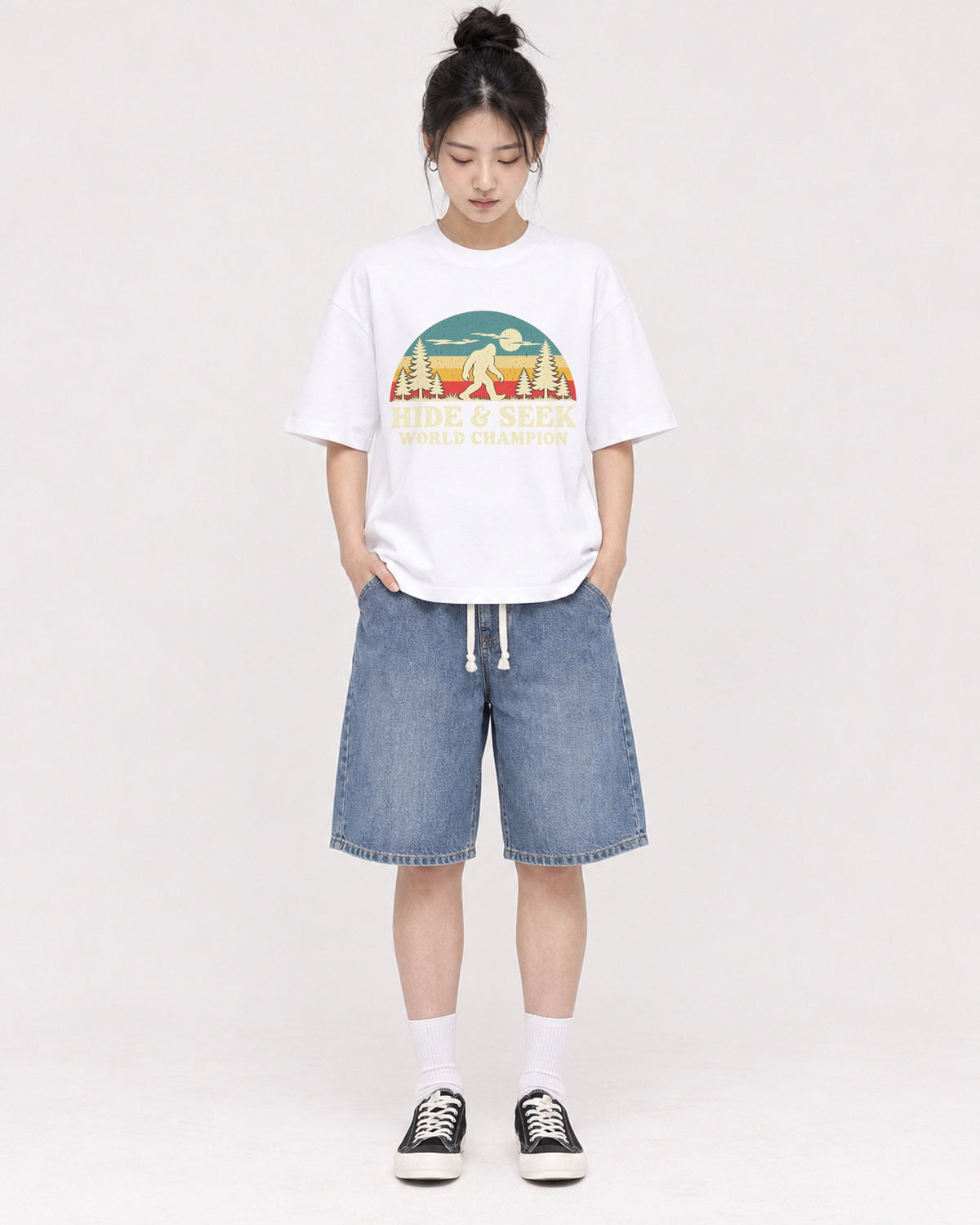 Mockup Boxy Heavyweight Tee White female full-body 41