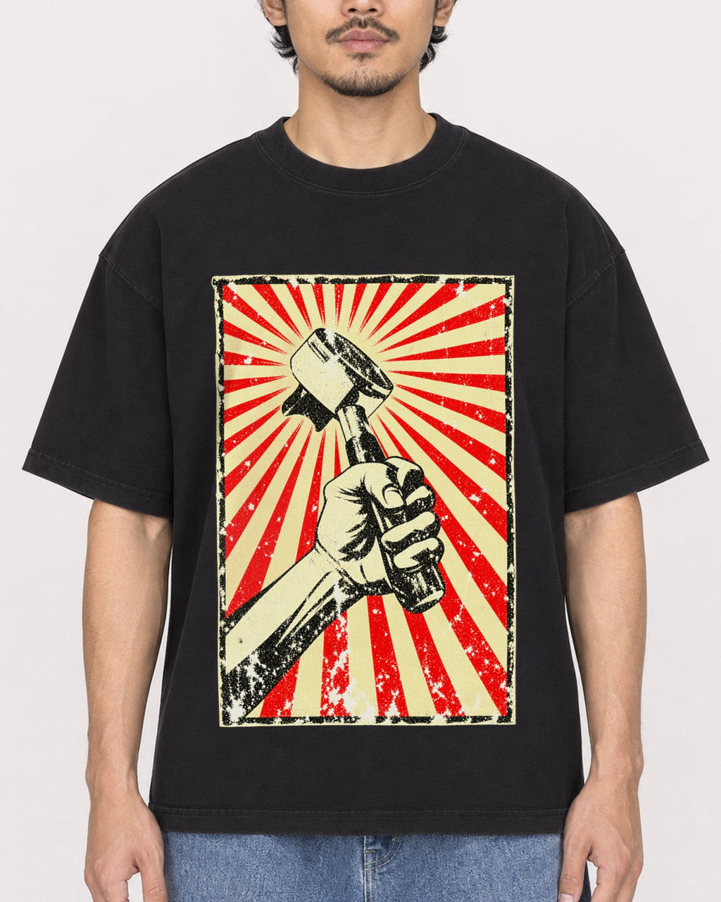 Mockup Boxy Heavyweight Tee Black male close-up 02