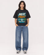 Mockup Boxy Heavyweight Tee Black female full-body 36