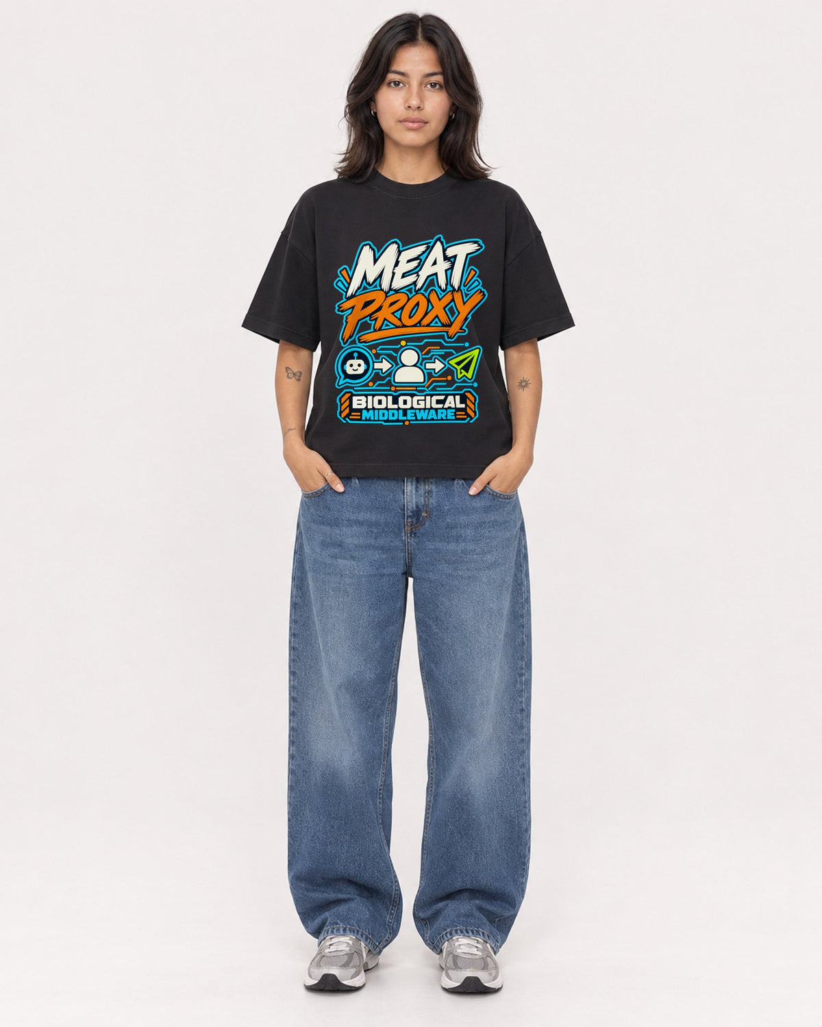 Mockup Boxy Heavyweight Tee Black female full-body 36