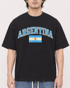 Mockup Boxy Heavyweight Tee Black male close-up 03