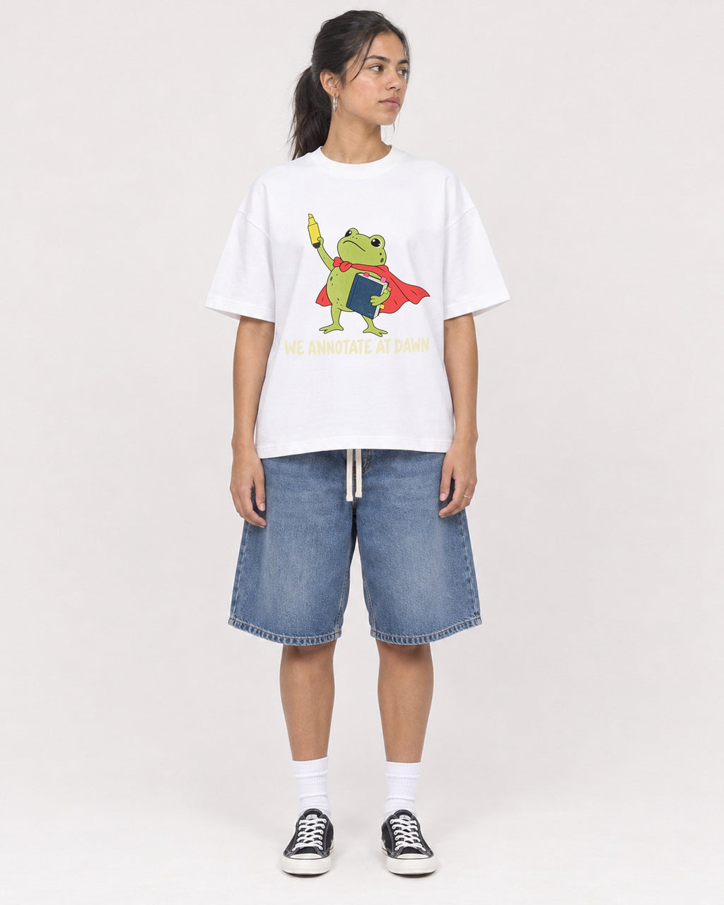 Mockup Boxy Heavyweight Tee White female full-body 16