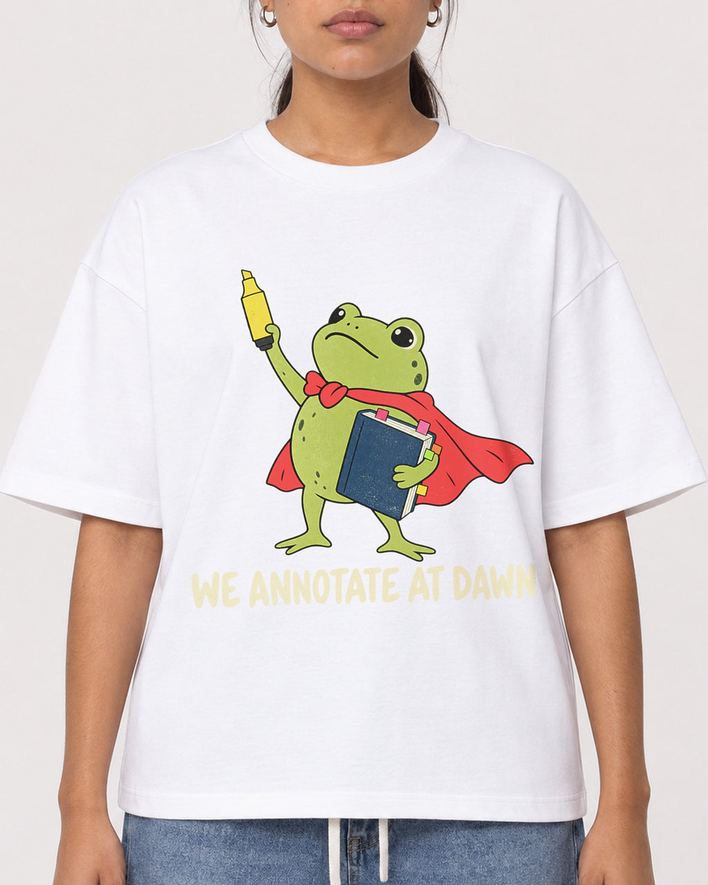 Mockup Boxy Heavyweight Tee White female close-up 16
