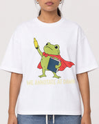 Mockup Boxy Heavyweight Tee White female close-up 16