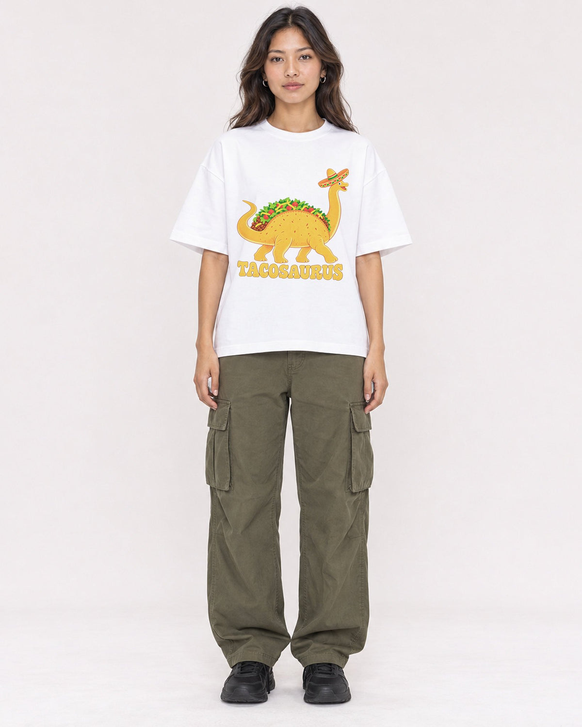 Mockup Boxy Heavyweight Tee White female full-body 02