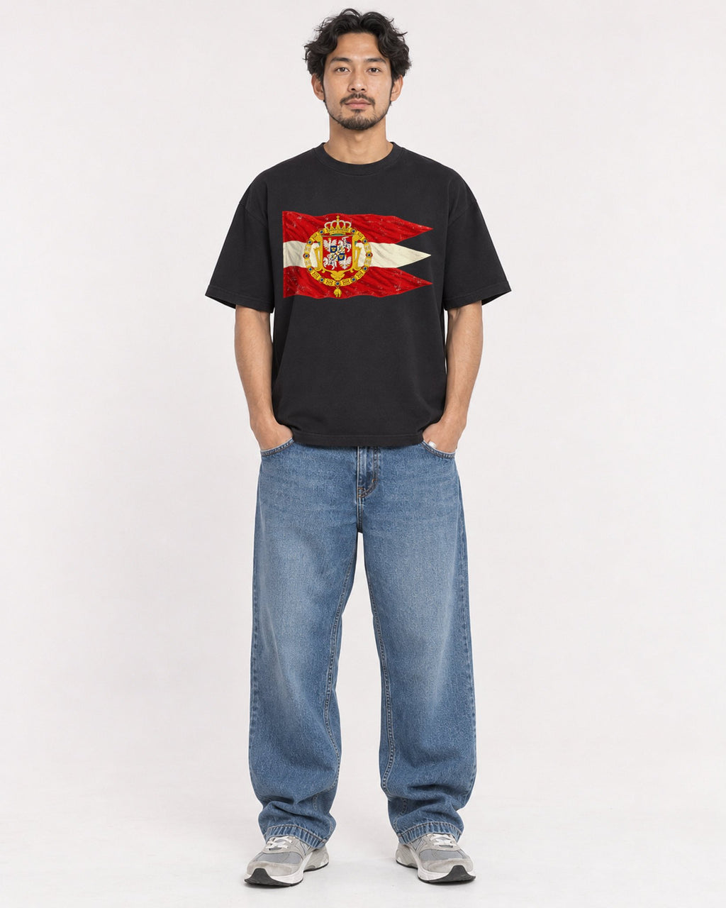 Mockup Boxy Heavyweight Tee Black male full-body 02
