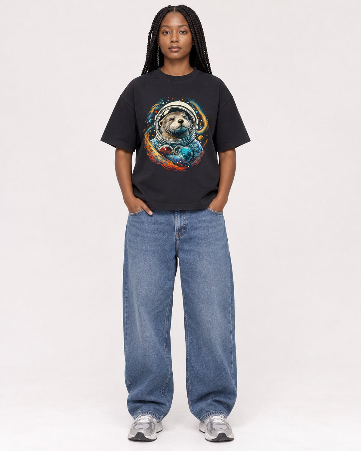 Mockup Boxy Heavyweight Tee Black female full-body 04