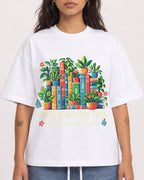 Mockup Boxy Heavyweight Tee White female close-up 06