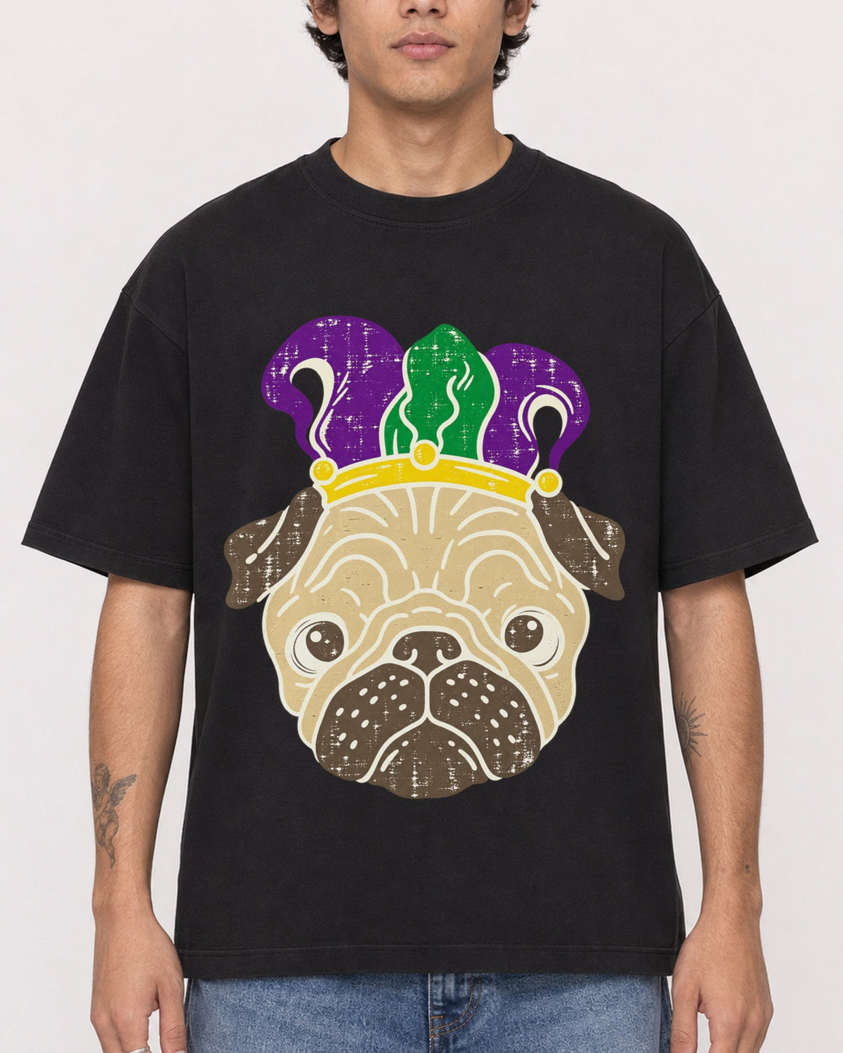 Mockup Boxy Heavyweight Tee Black male close-up 06