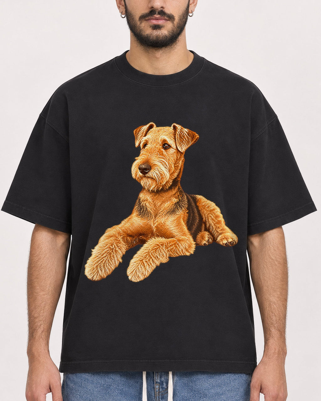 Mockup Boxy Heavyweight Tee Black male close-up 07