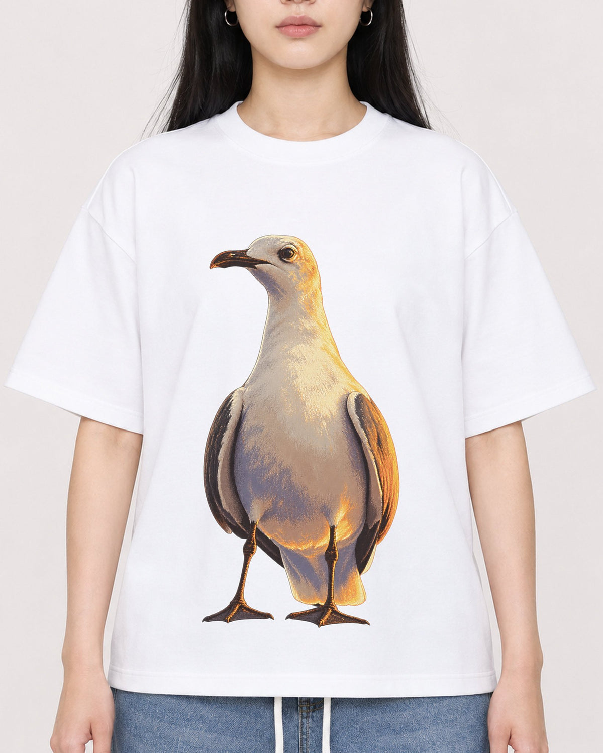 Mockup Boxy Heavyweight Tee White female close-up 01